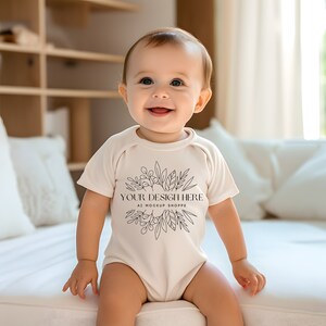 Baby Body Mockup, Baby Shirt Mockup, Print on Demand Baby Mockup, natürliche Baby Body Mockup, Baby Modell Mockup Kurzarm Baby Mock