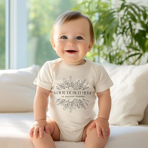 Baby Body Mockup, Baby Shirt Mockup, Print on Demand Baby Mockup, natürliche Baby Body Mockup, Baby Modell Mockup Kurzarm Baby Mock