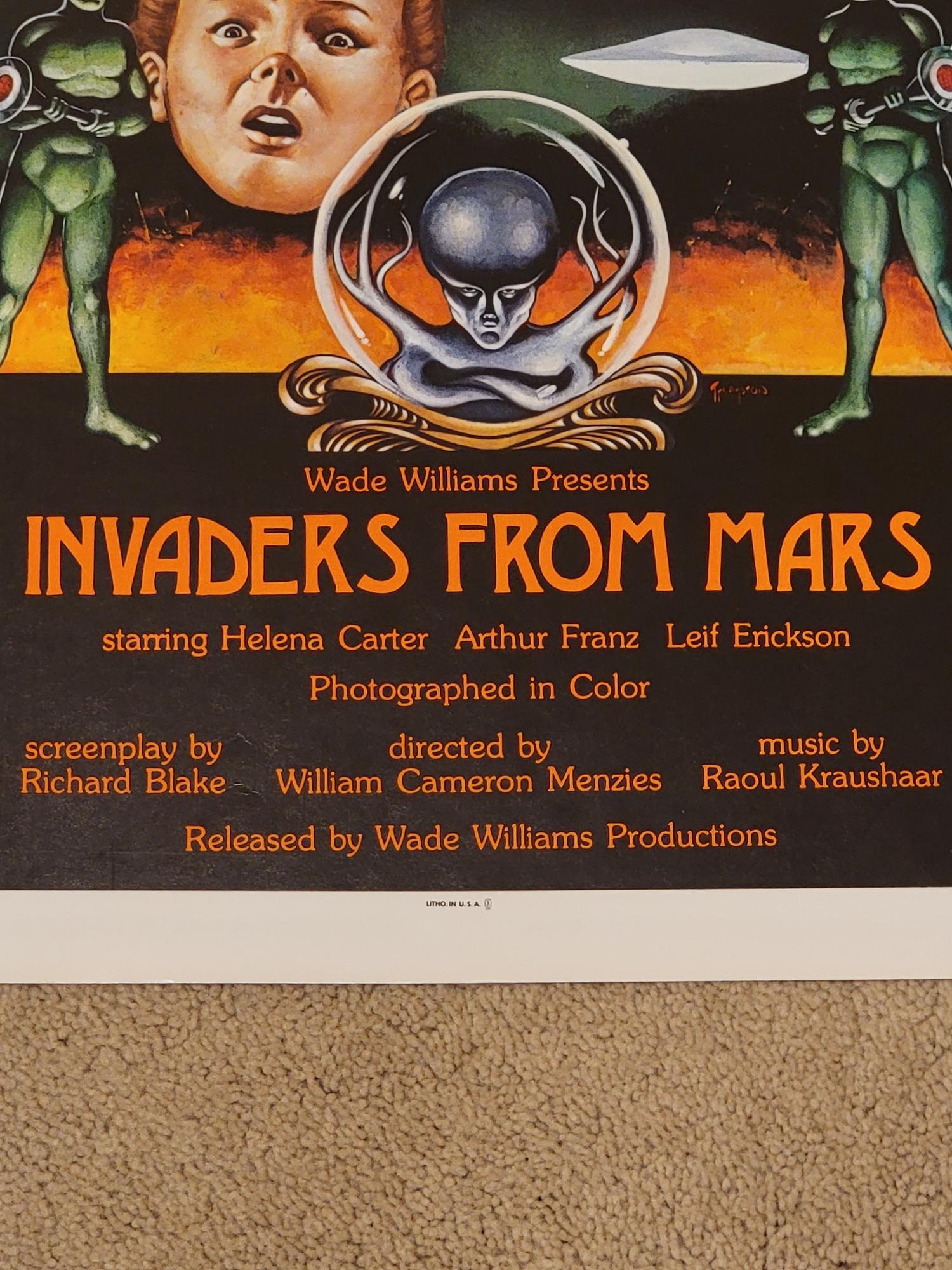 Invaders from Mars (#3 of 3): Extra Large Movie Poster Image - IMP Awards, image size:1500x2000