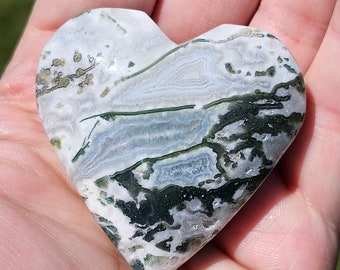 Moss Agate Heart, Green and white with Druzy Moss Agate, Natural Crystal