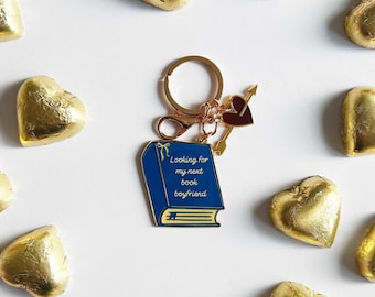 Book Keychain with heart charm: Looking for my next book boyfriend