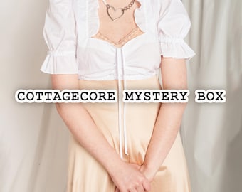 Caja Misteriosa Cottagecore - Paquete de Moda Vintage Campestre de Segunda Mano - Regalo Sorpresa - Conjunto de Pinterest de Fairycore Farm
