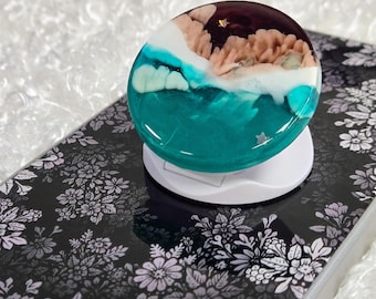 Phone or Tablet pop up grip/stand