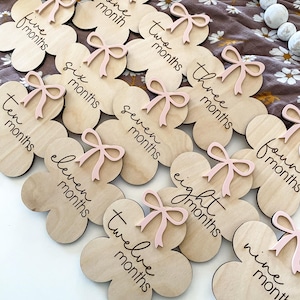 Disques d'étape mensuels Bow pour photos de bébé | Marqueur d'étape mensuelle | Cartes d'étape | signes mensuels pour bébé fille | Jalon floral