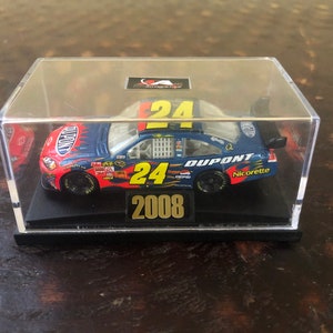 Jeff Gordon #24 Dupont 2008 Monte Carlo Action 1:24 Scale Car Nascar