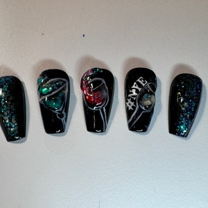 Uñas postizas pintadas a mano para Nochevieja: Kit reutilizable para decoración de uñas