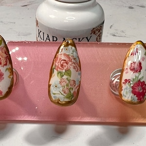 Golden Flowers - Press-on Nail Kit