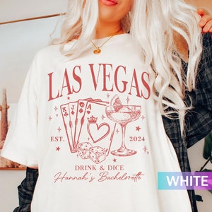 Camiseta de despedida de soltera en Las Vegas, camiseta retro de despedida de soltera en casino, camisetas de despedida de soltera con dados de póquer, camiseta de boda personalizada, camiseta de bebida y dados