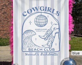 Banner para despedida de solteira com tema de caubói costeiro, painel fotográfico personalizado para viagem de fim de semana entre amigas, tapeçaria personalizada para decoração de festa com temática costeira.