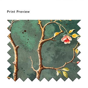Op de afbeelding: Een stoffen staal met een botanische print. Het ontwerp toont bruine boomtakken en delicate roze en rode bloemen met gele bladeren tegen een gevlekte teal achtergrond. De woorden "Print Preview" staan bovenaan.
