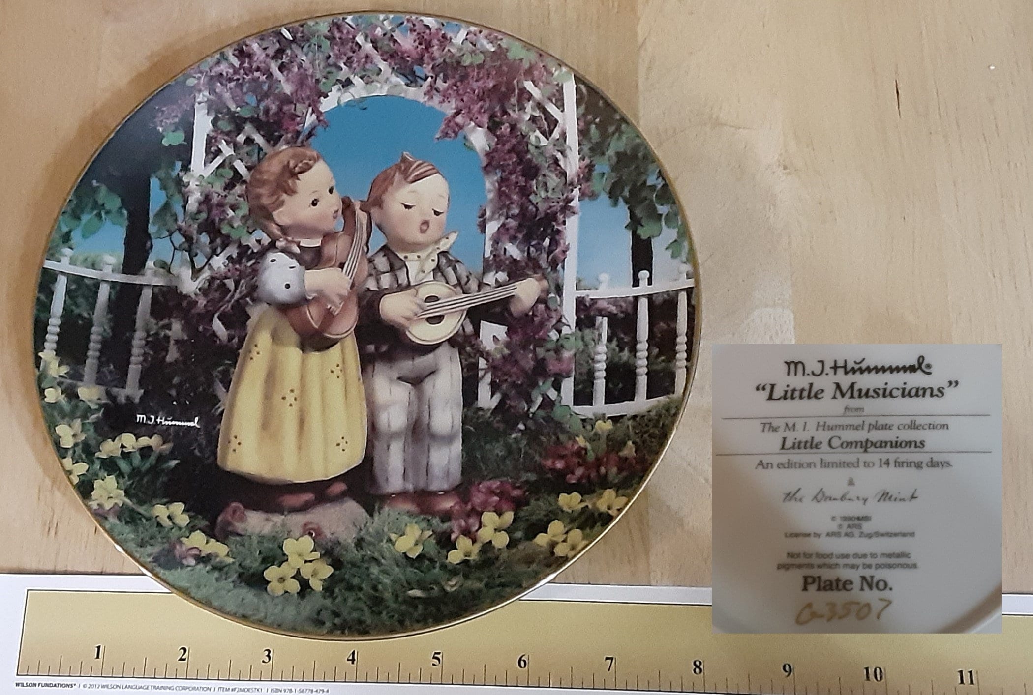 Danbury Mint Hummel Platesnull