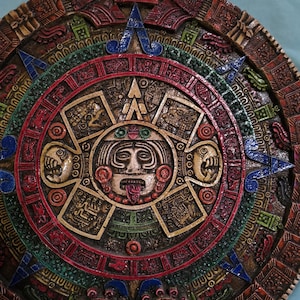 アステカ 太陽の石 アステカの暦石プレートメキシコカレンダー 金属製 レリーフ Aztec calendar. Exact replica of the 
