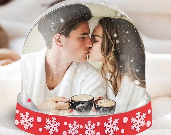 Photo Snow Globe, Custom Snow Globe, Personalized Snow Globe Family Photo, Personalized Photo