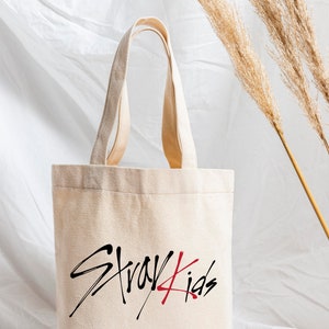 Tote Bag Stray Kids SKZOO - Borsa In Tela Kpop 38x34cm Per Fan