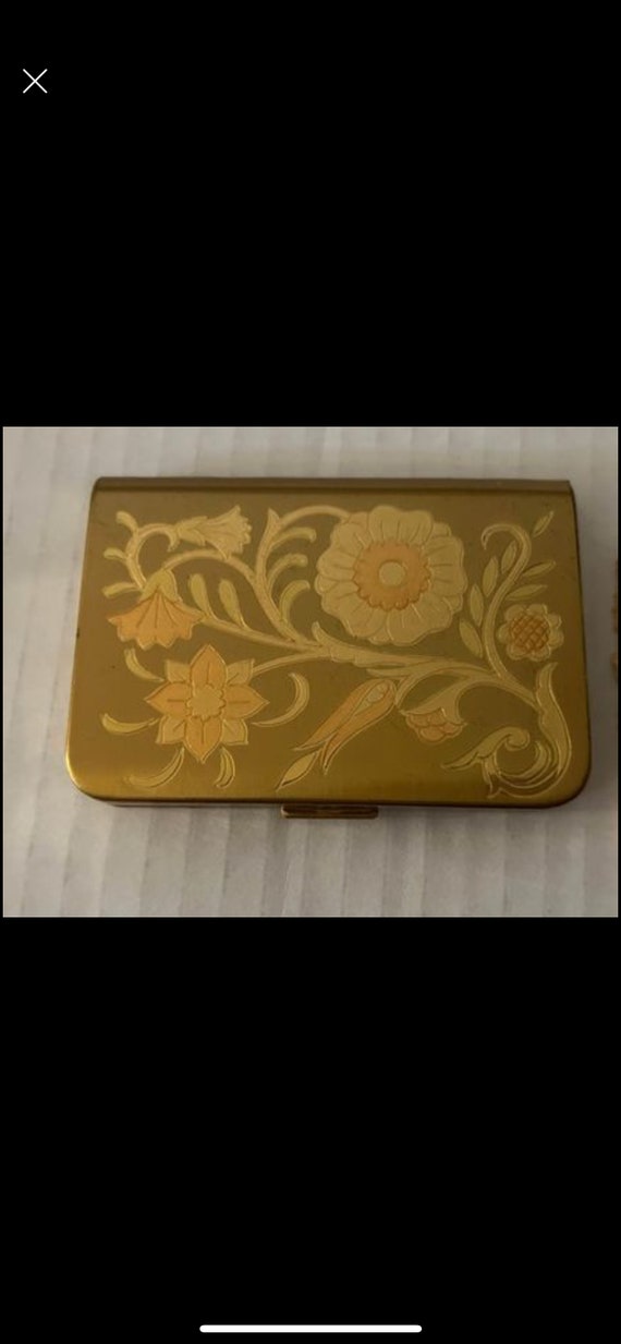 A  Antique Wadsworth gold compact with engraved fl