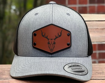 Death Deer Skull Design Hunter man Trucker Hat Cap with Mesh - Wood/Leather Engraving Custom Option