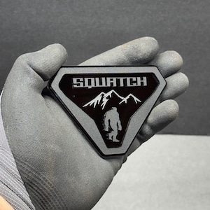 2x Car Fender Emblem Sasquatch Big Foot Car Badge Logo Ford Bronco Matte Black / Black Truck Offroad 4x4 SUV Car Safe Adhesive Easy Install