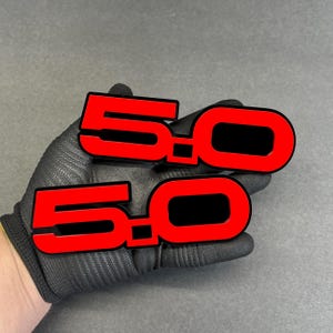 2x Fender 5.0 Custom Car Emblem MULRICOLOR Car Badge 2 layer Logo Racing Sport Car Offroad 4x4 SUV Truck with Car-Safe Adhesive Easy Install