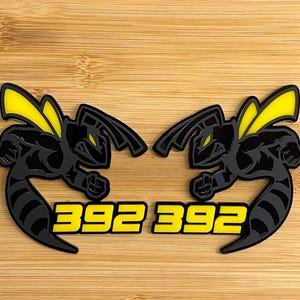 Custom 392 Hornet Car Badges Emblem BEE (2) MULTICOLOR Eye/Wings Badges Fender Angry Aggressive Racing Dodge Cars Trucks Crossover SUV 4x4