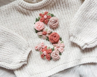 Embroidered sweater/baby sweater/custom embroidery/flower letter/embroidery flowers/newborn sweater/name sweater/babyshower gift