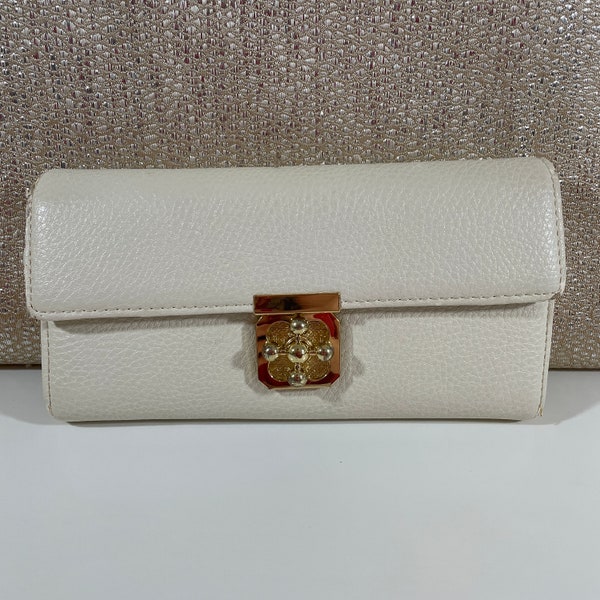Faux Leather White Clutch Wallet Gold Finish Twist Lock Vinyl Designer Style Handbag