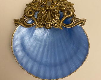 Scallop Shell Trinket Dish Jewelry Holder Shell Gift for Bridesmaid Hostess Shell Ring Dish One-of-a-kind Present Metallic Blue & Gold