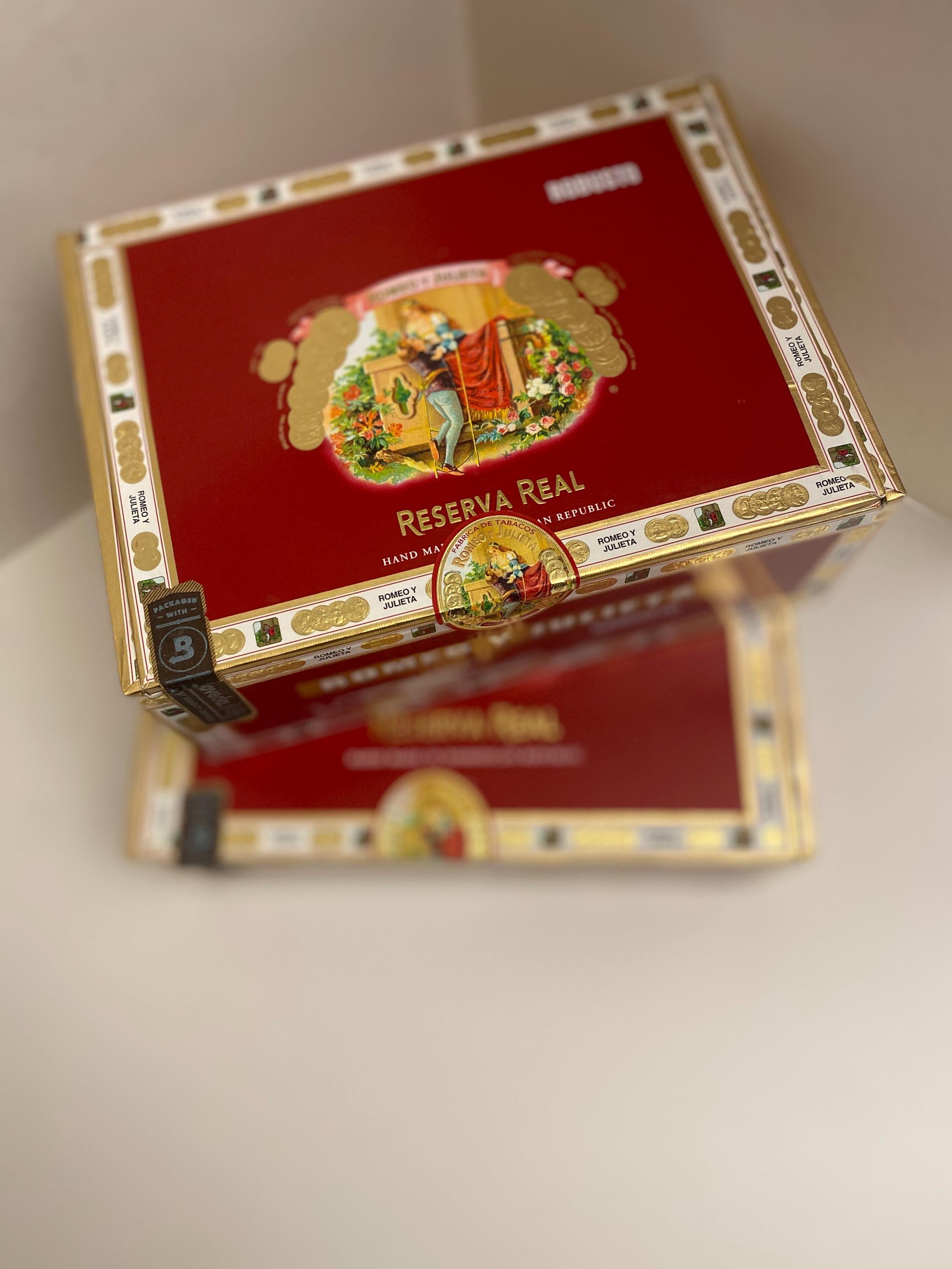 Romeo Y Julietta Empty  Cigar boxes Set of 2 Tobacciana for Craft or Jewelry Box Cigar Box Humidor