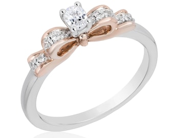 Verzauberter Disney Vault Schneewittchen Diamant Bogen Verlobungsring in zweifarbigem Sterlingsilber Einzigartiger funkelnder Ring Brillanter runder Diamantring