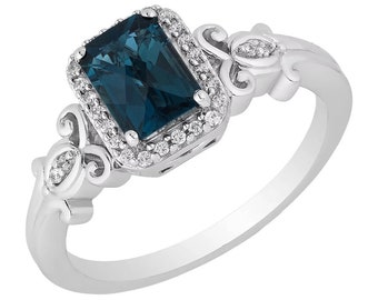 Bague de fiançailles remarquable Cendrillon de Disney Enchanted avec topaze bleue suisse coupe éclat et finition or blanc 14 carats Bague halo de diamants antiques pour femme