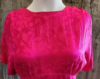 Hot Pink Seidenkleid