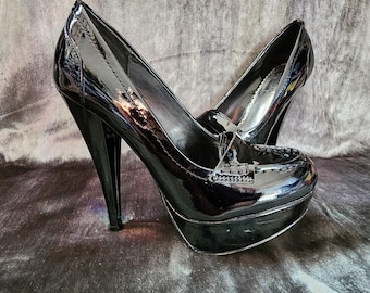 Y2K Bebe Black Patent Leather Platform Heel Loafers