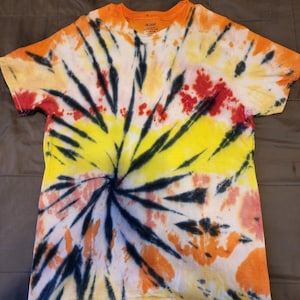 Awesome Handmade Black Swirl Tie Dye T-Shirt