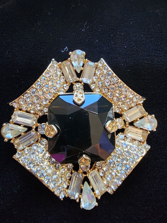 1960's Brown and Rhinestone Brooch