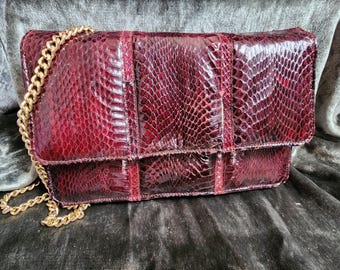 Retro Red Snakeskin Purse