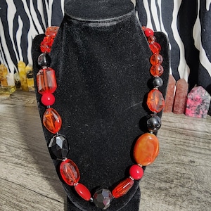 Vintage 1990&#39;s Red and Black Necklace