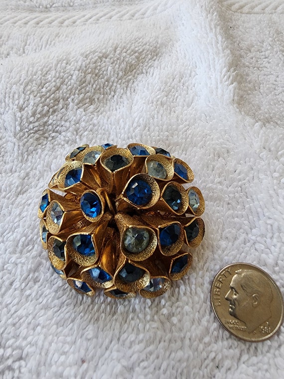 Blue and Gold Brooch - image 7