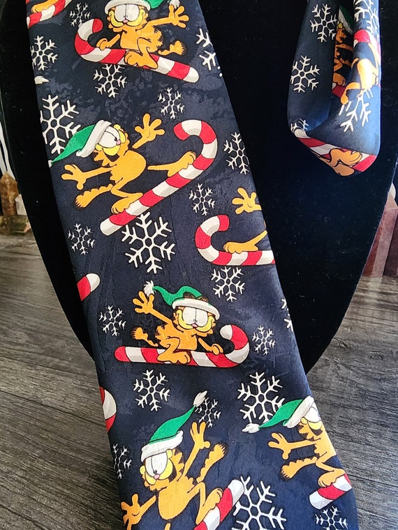 Retro Garfield Necktie