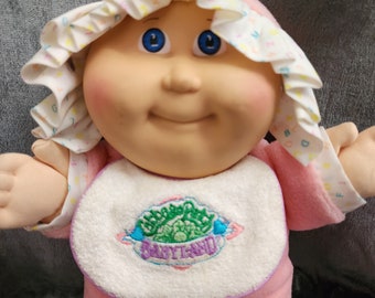 Poupée rétro Babyland Cabbage Patch