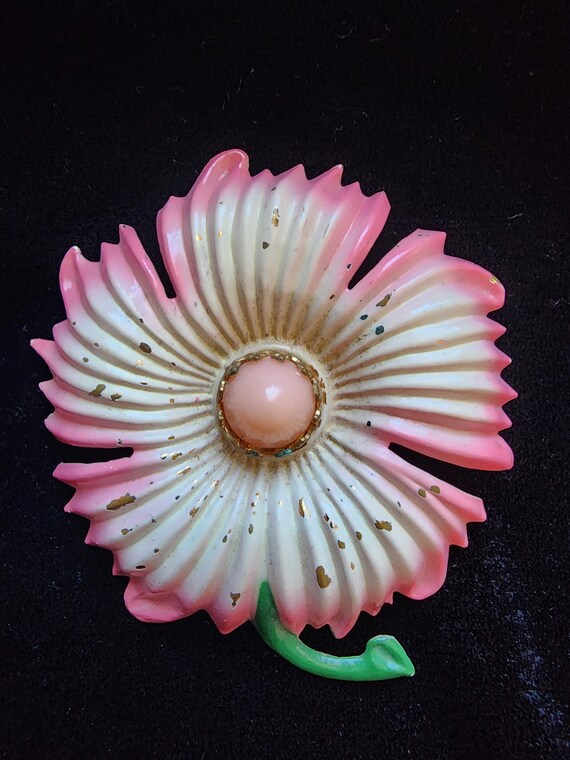 1950's Pink Flower Brooch