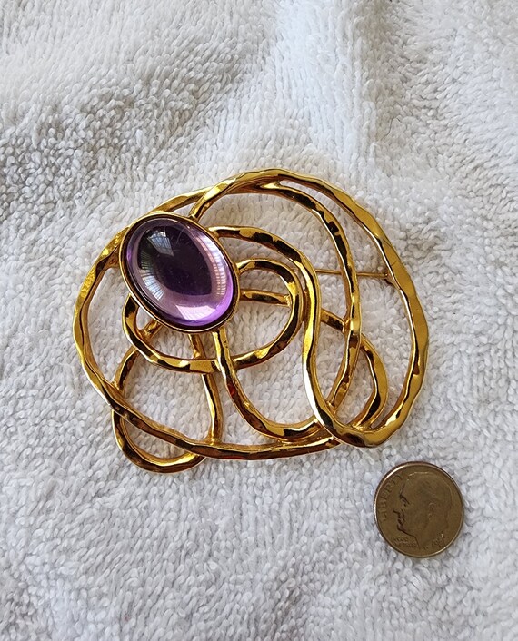 1980's Gold Tone Brooch - image 3