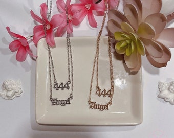 444 Collar de capa de número de ángel - Oro y plata - Accesorios intuitivos y protectores, hermosos