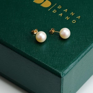 14K Gold Pearl Stud Earrings, 14K Solid Gold Pearl Earrings, Freshwater Pearl Studs, white pearl studs, Christmas Gift, Natural Pearl stud