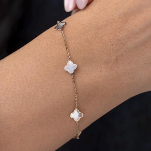 Pearl Clover Bracelet 10K Gold, Mother of Pearl Bracelet, White Bracelet, Stackable Bracelet, Dainty Bracelet, Layering Bracelet, Shamrock