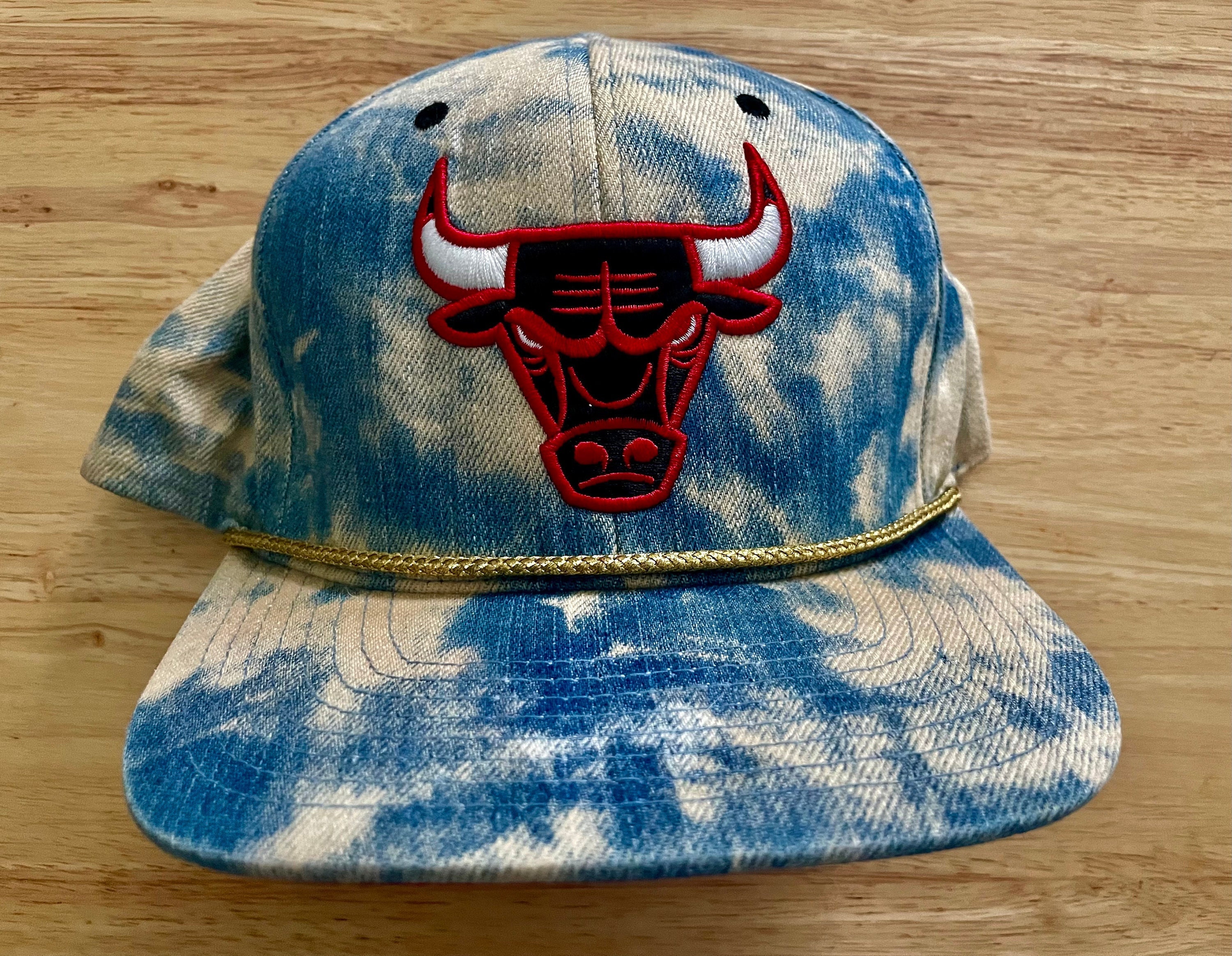 Mitchell & Ness Chicago Bulls Vintage Snapback Youth Hat Retro Bred Youth  Fit