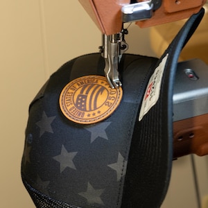 Gorra del 250.º aniversario, Richardson 112PFP snapback, cinco paneles OSFM, parche de medallón, edición limitada patriótica