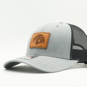 Richardson 115 men’s hat, mesh back adjustable black headwear, comfortable sewn leather patch cap, handmade custom trucker hat, snapback lid