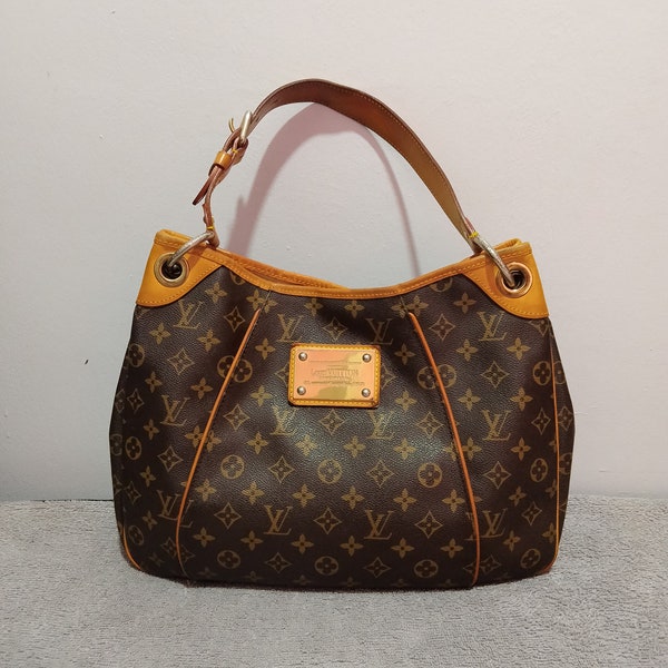 Louis Vuitton Galliera Monogram Totes Shoulder Bag