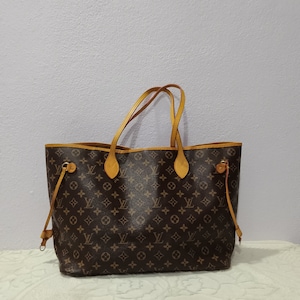 Lovely🥰 #louisvuitton via @stylewyn  Louis vuitton handbags, Louis vuitton,  Louis vuitton purse