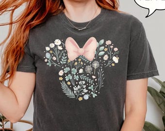 Comfort Colors® Disney Minnie Mouse T-shirt, Minnie-shirt met bloemenprint, cadeau natuurliefhebber, Minnie T-shirt, Minnie Bow-shirt