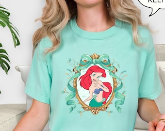 Camiseta de sirena Ariel Comfort Colors®, camiseta de Ariel, camiseta de Ariel con lazo coqueto, camiseta de princesa Disney, camiseta de princesa Ariel